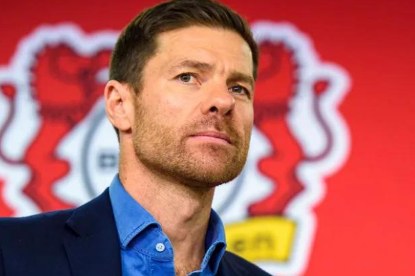 勒沃庫(kù)森現(xiàn)任主教練是誰(shuí)?