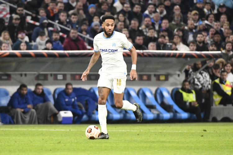 奧巴梅揚(yáng)：我們作為一個(gè)團(tuán)隊(duì)?wèi)?zhàn)斗，教練希望我們做一些偉大的事情